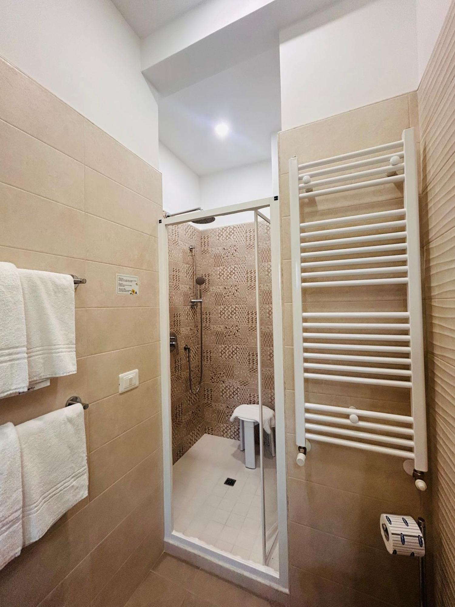 Il Nocchiero City Hotel Soverato Marina Kültér fotó