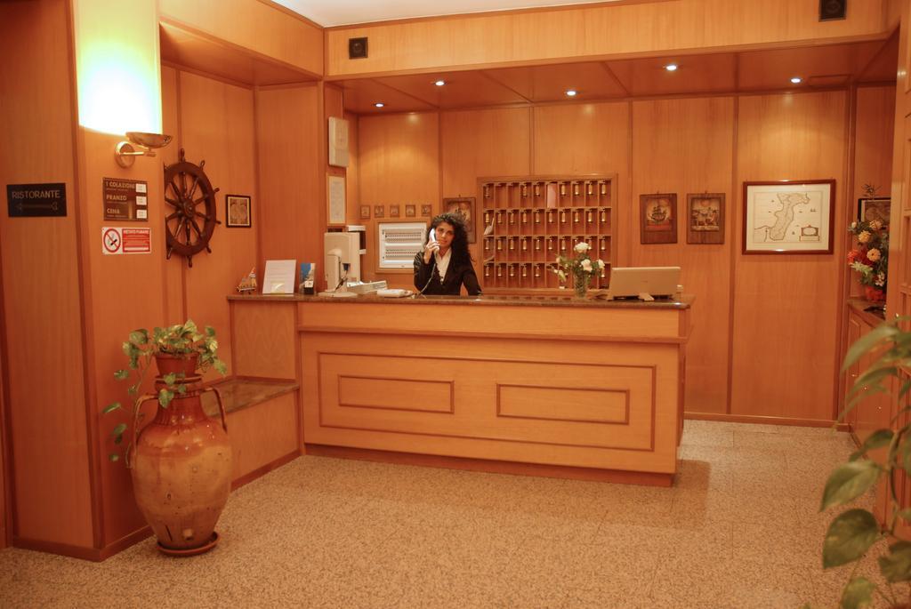 Il Nocchiero City Hotel Soverato Marina Kültér fotó