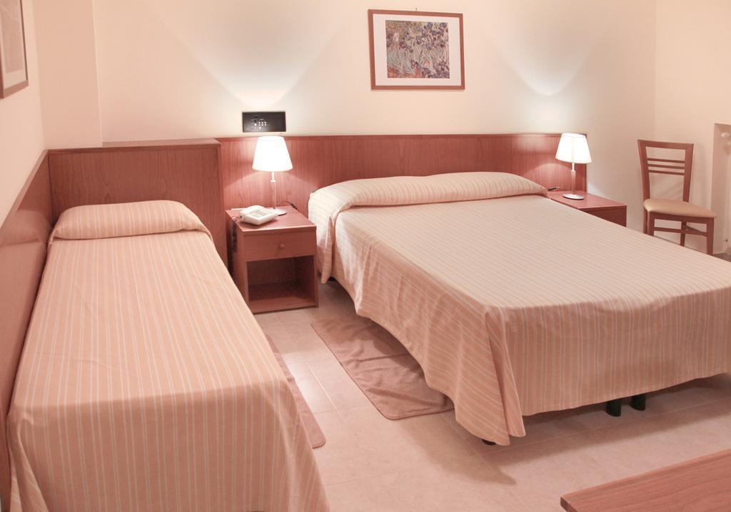 Il Nocchiero City Hotel Soverato Marina Kültér fotó