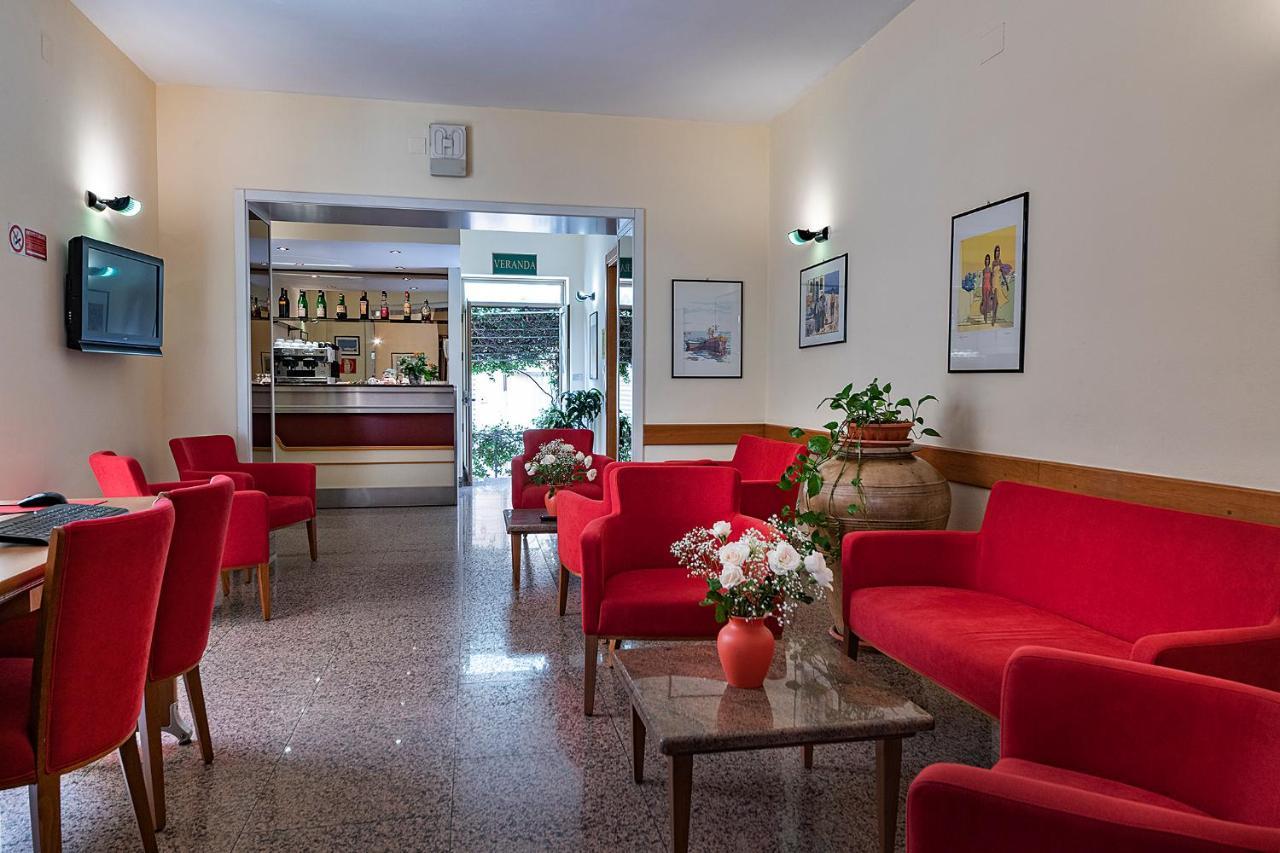 Il Nocchiero City Hotel Soverato Marina Kültér fotó